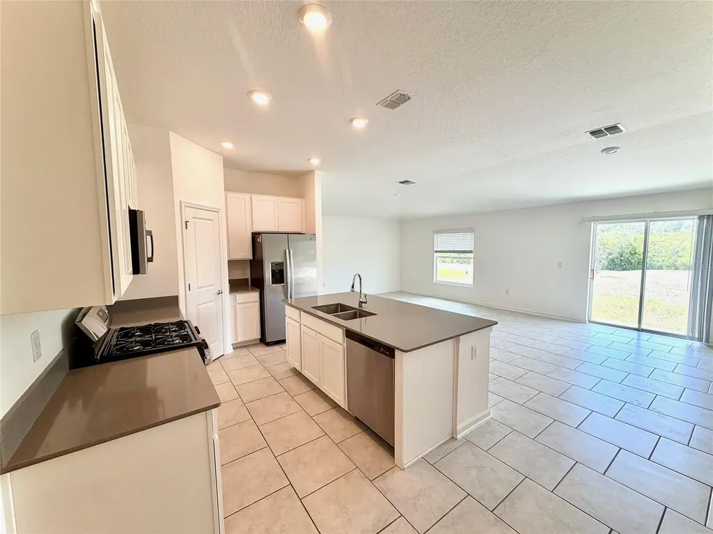 9347 Revere Avenue Leesburg FL 34788