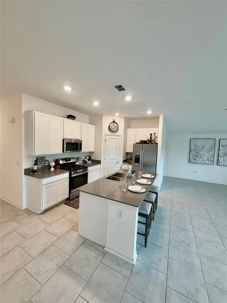 9347 Revere Avenue Leesburg FL 34788