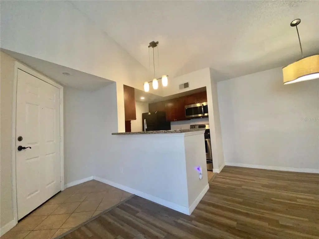 5144 Conroy Road Orlando FL 32811