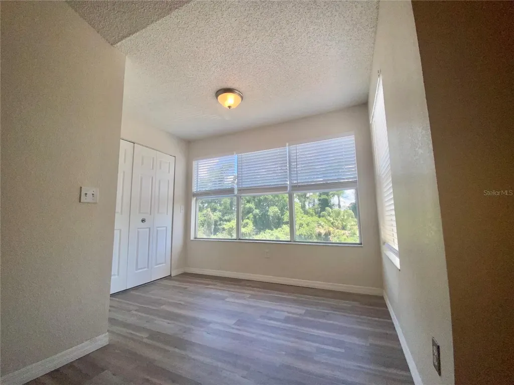 5144 Conroy Road Orlando FL 32811