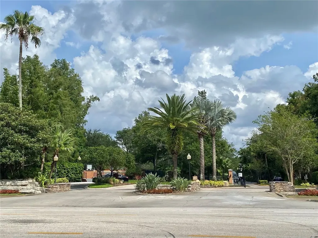 5144 Conroy Road Orlando FL 32811