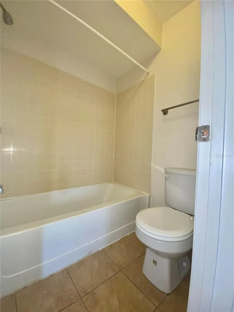 5144 Conroy Road Orlando FL 32811