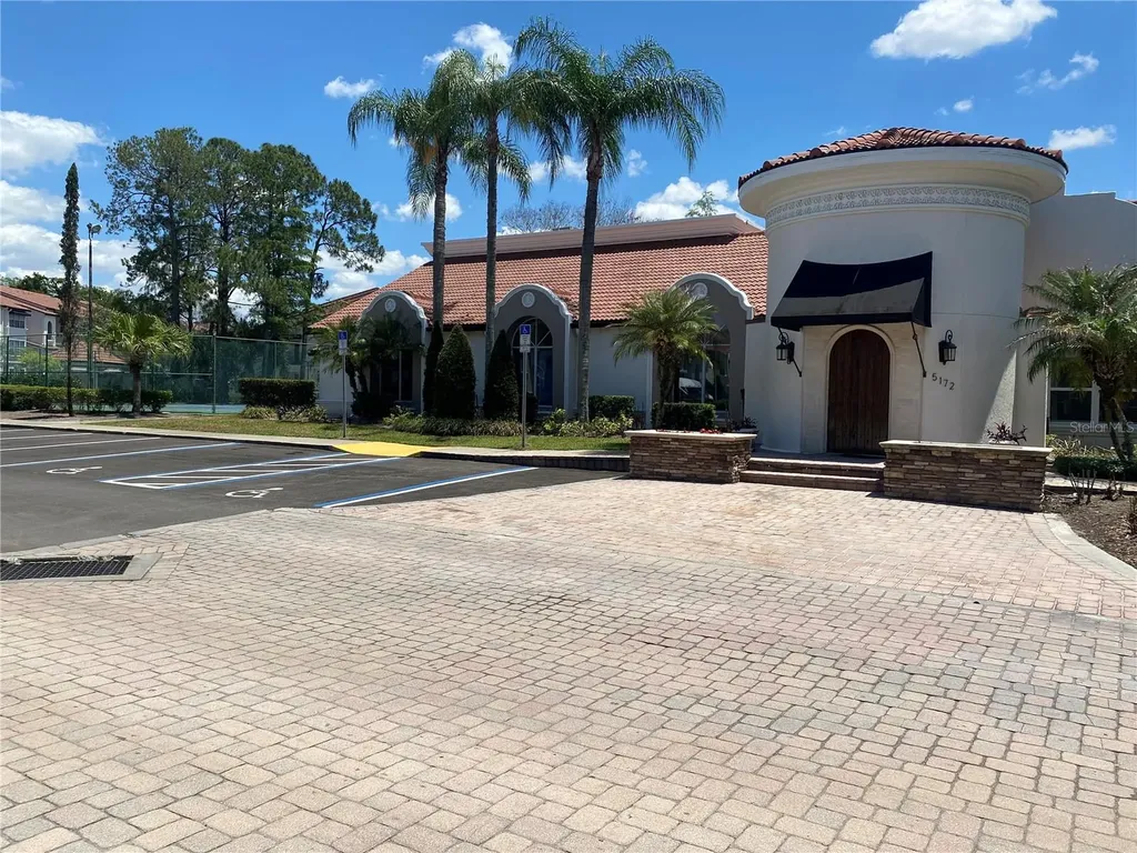 5144 Conroy Road Orlando FL 32811