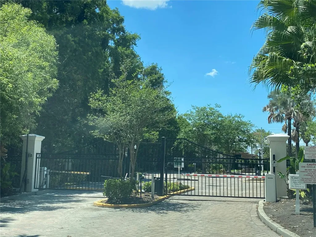 5144 Conroy Road Orlando FL 32811