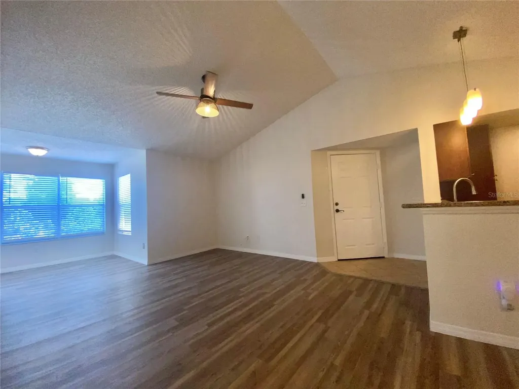 5144 Conroy Road Orlando FL 32811