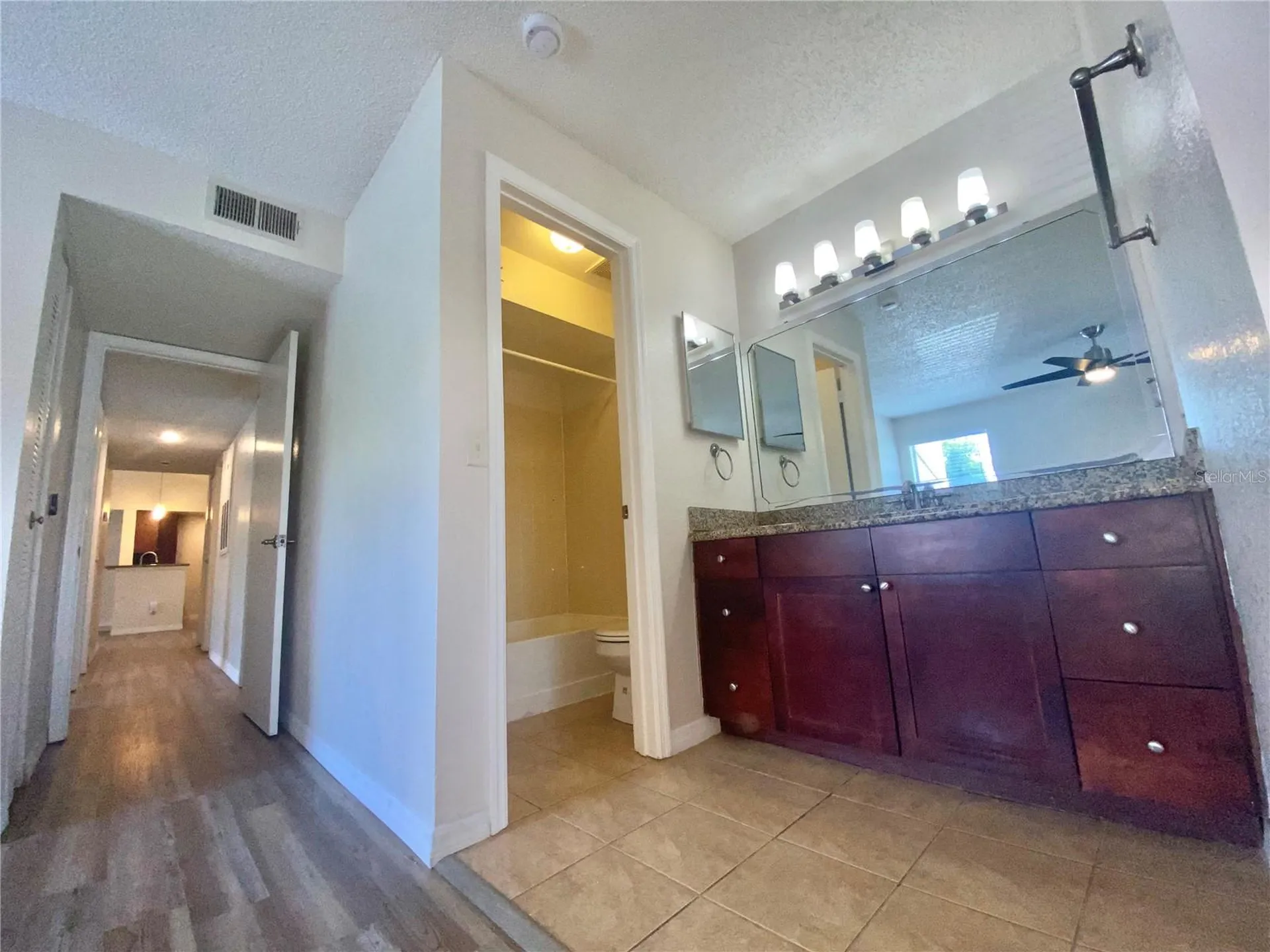 5144 Conroy Road Orlando FL 32811