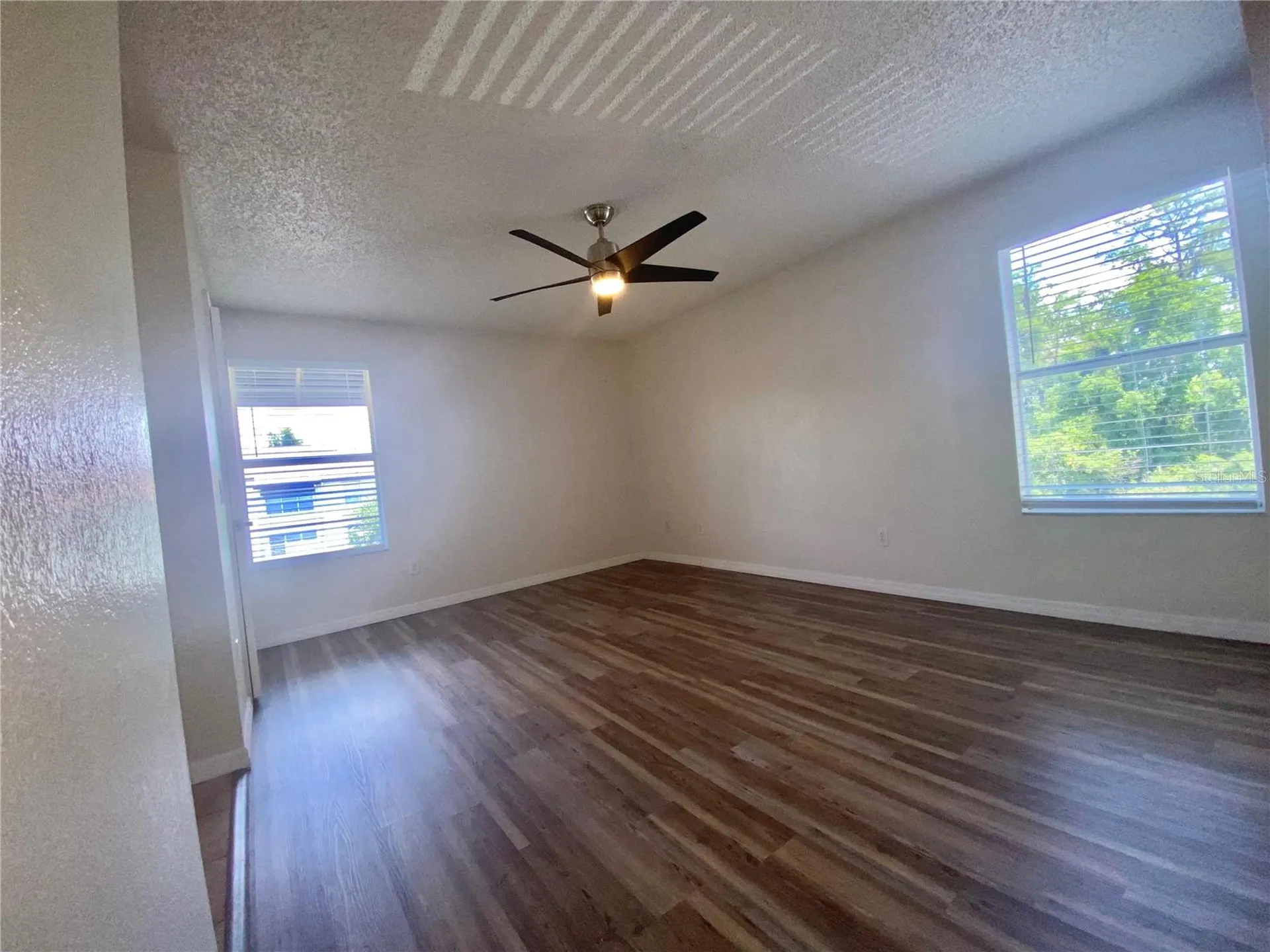 5144 Conroy Road Orlando FL 32811