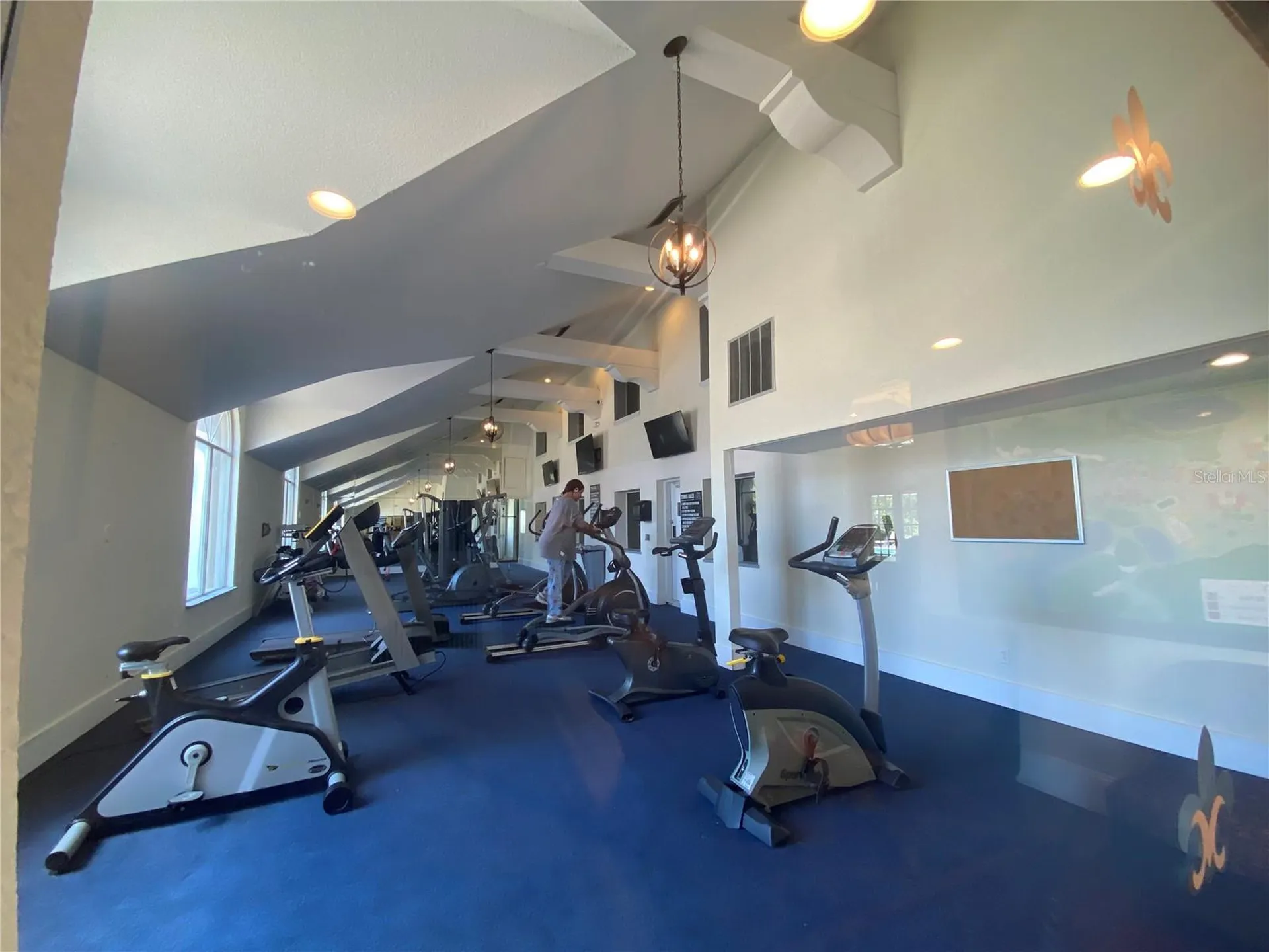 5144 Conroy Road Orlando FL 32811