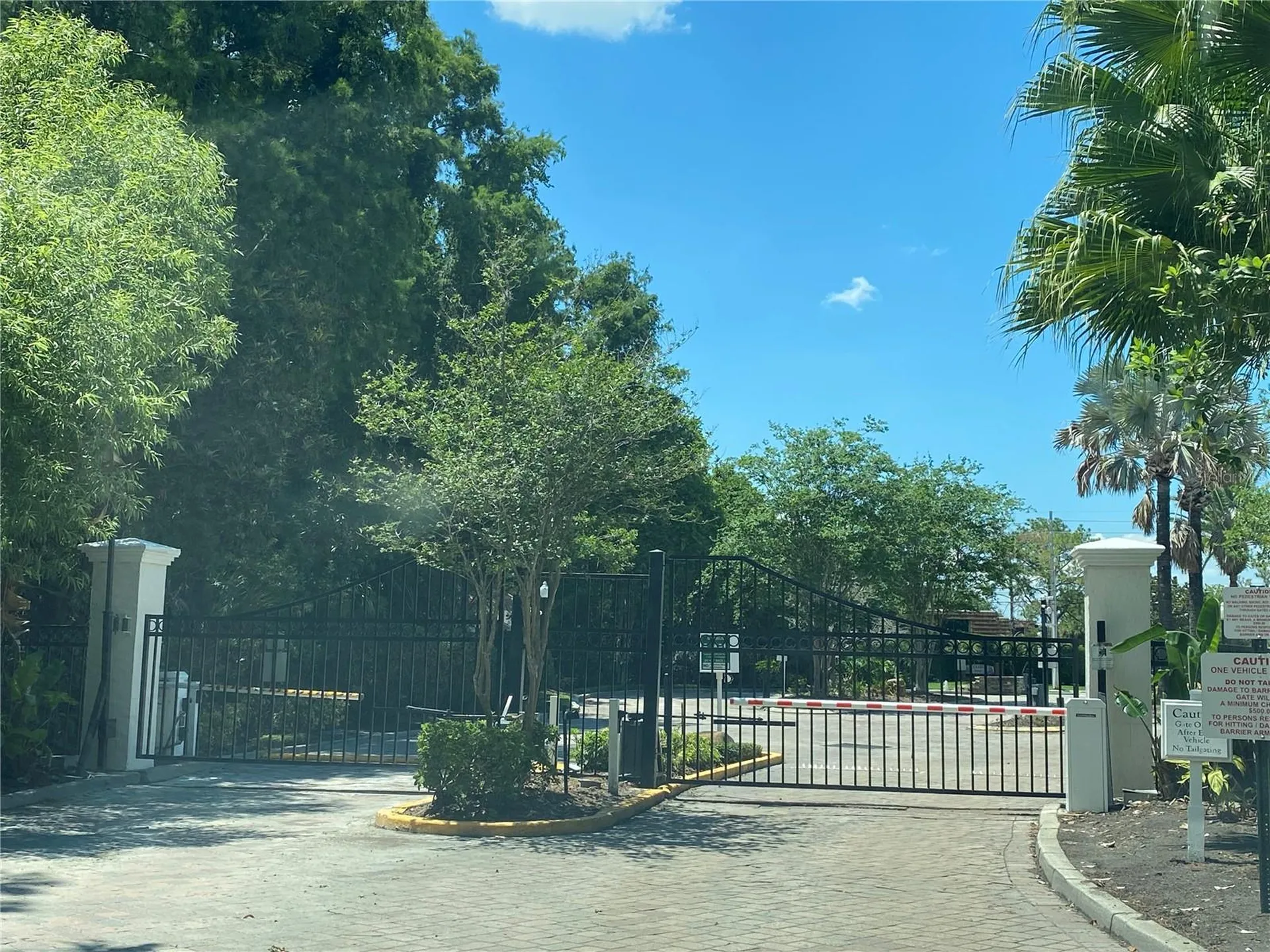 5144 Conroy Road Orlando FL 32811