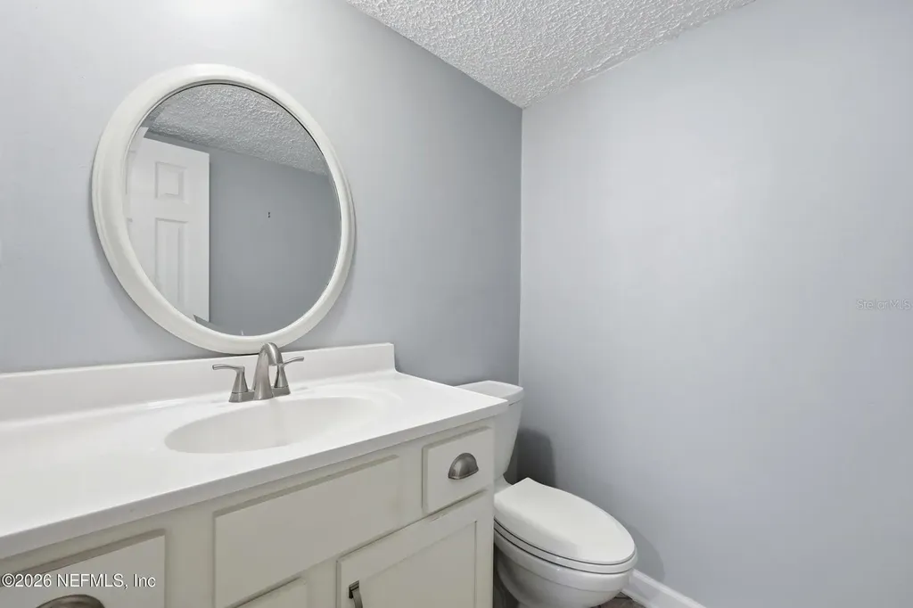 8153 Sutton Place N Jacksonville FL 32217