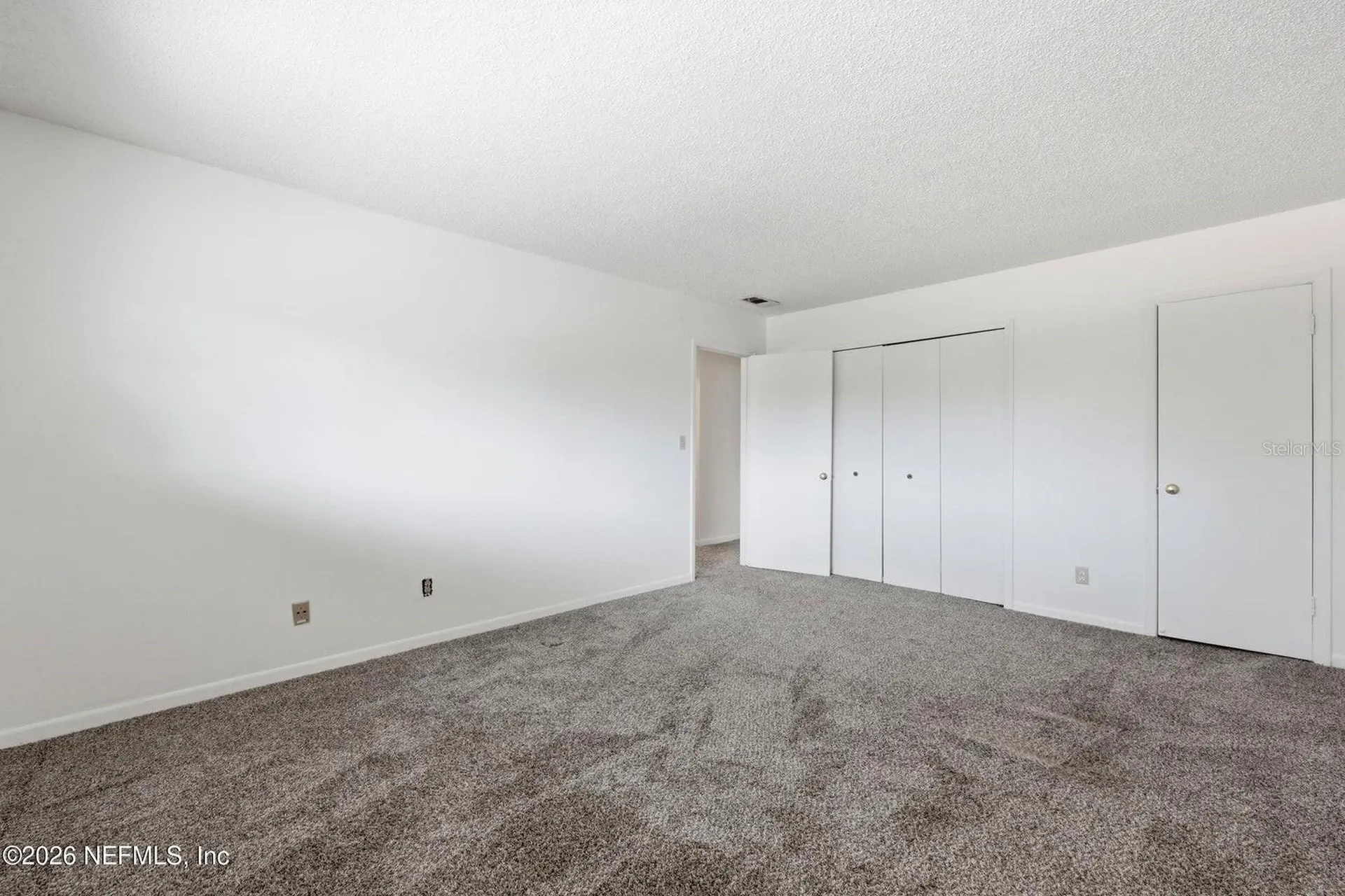 8153 Sutton Place N Jacksonville FL 32217
