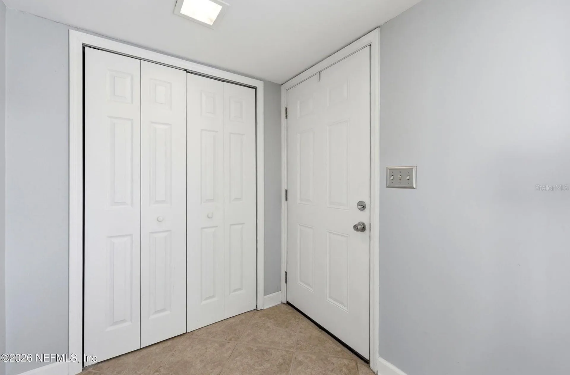 8153 Sutton Place N Jacksonville FL 32217