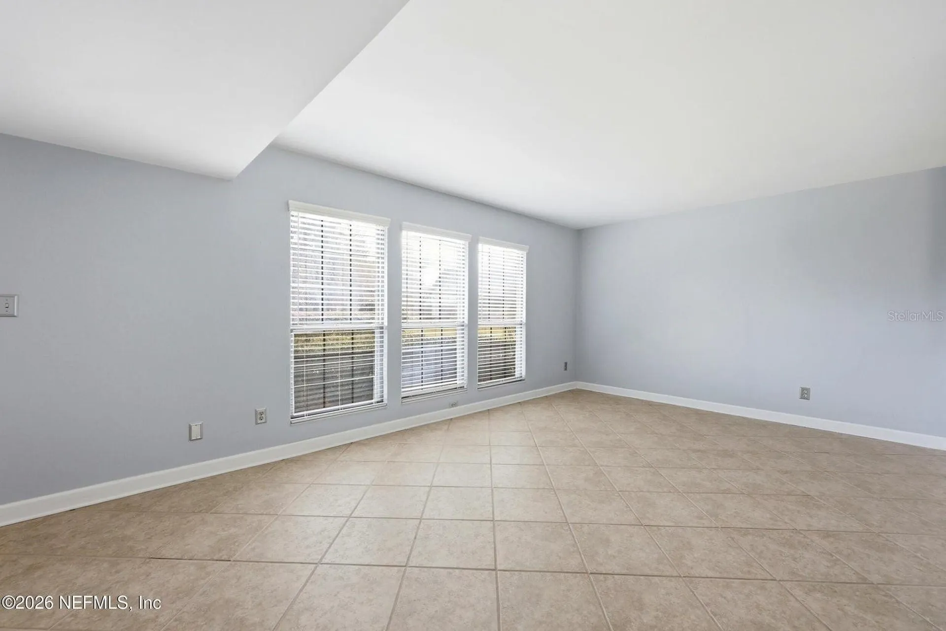 8153 Sutton Place N Jacksonville FL 32217
