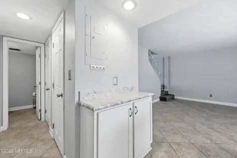 8153 Sutton Place N Jacksonville FL 32217