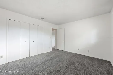 8153 Sutton Place N Jacksonville FL 32217