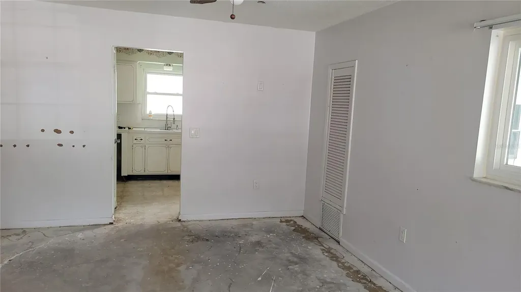 9850 Lily Street N Pinellas Park FL 33782
