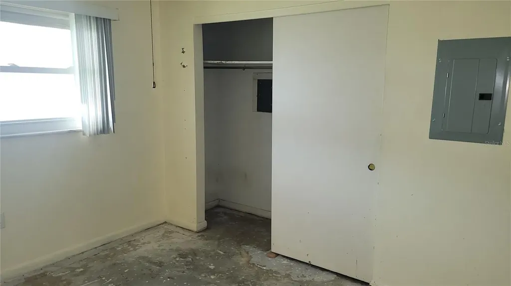 9850 Lily Street N Pinellas Park FL 33782