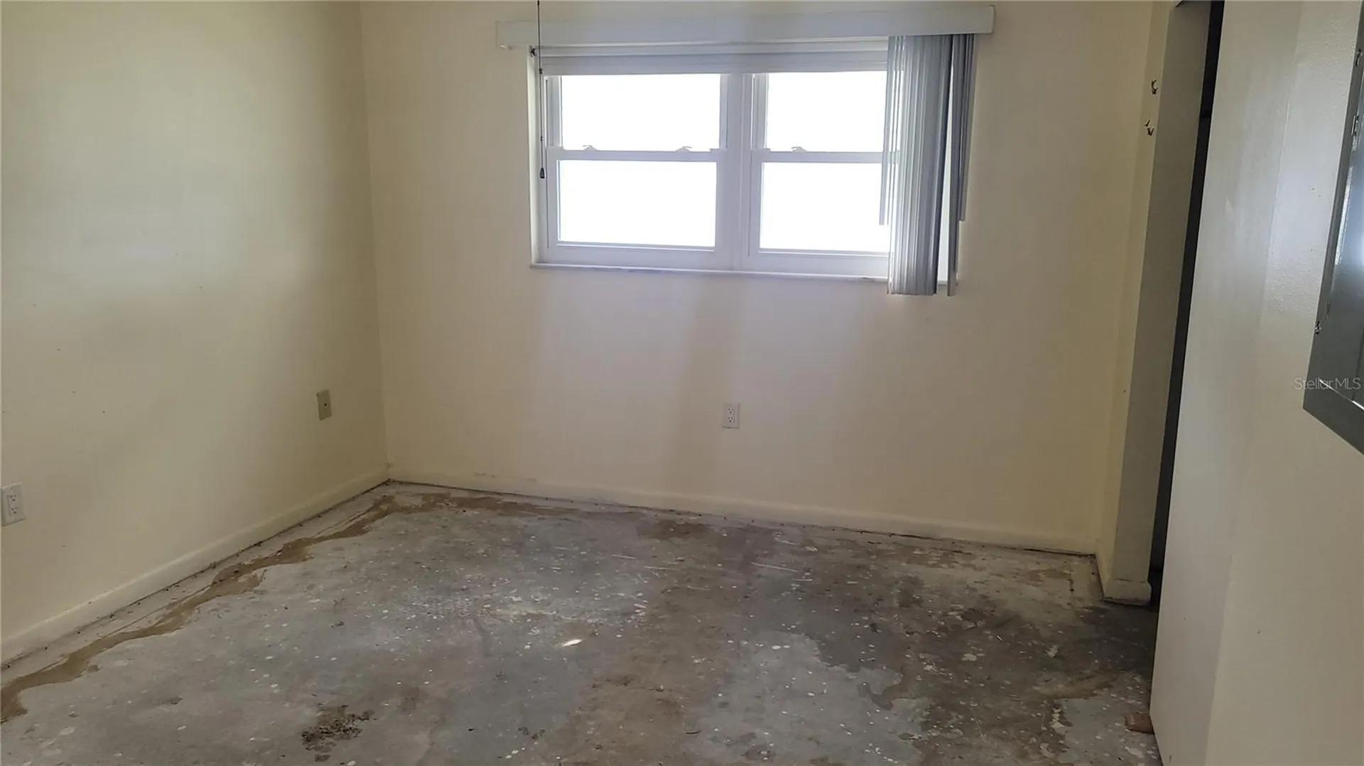 9850 Lily Street N Pinellas Park FL 33782