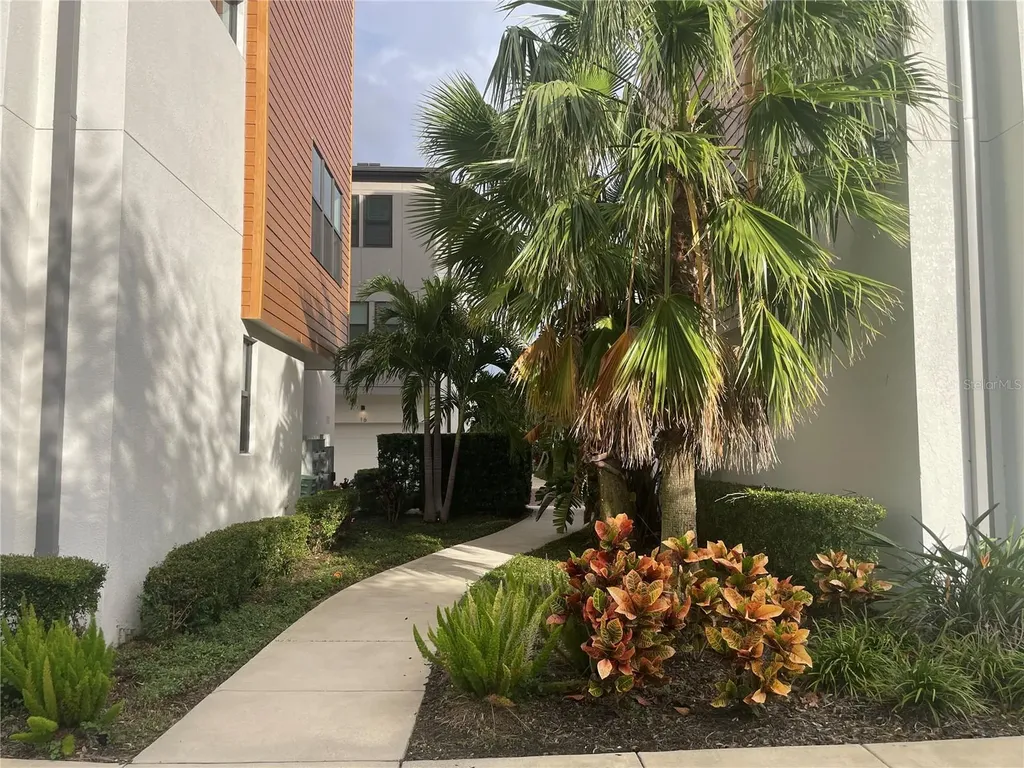 2511 N Grady Avenue Tampa FL 33607