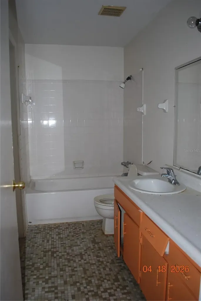 9201 Tudor Drive Tampa FL 33615