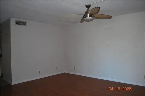 9201 Tudor Drive Tampa FL 33615