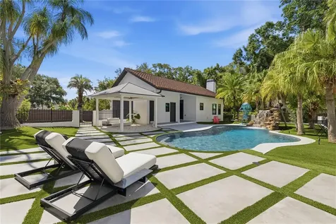 3017 Oakmont Drive Clearwater FL 33761