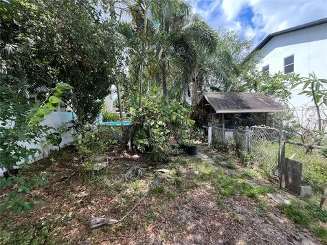 1412 36th Avenue N St Petersburg FL 33704