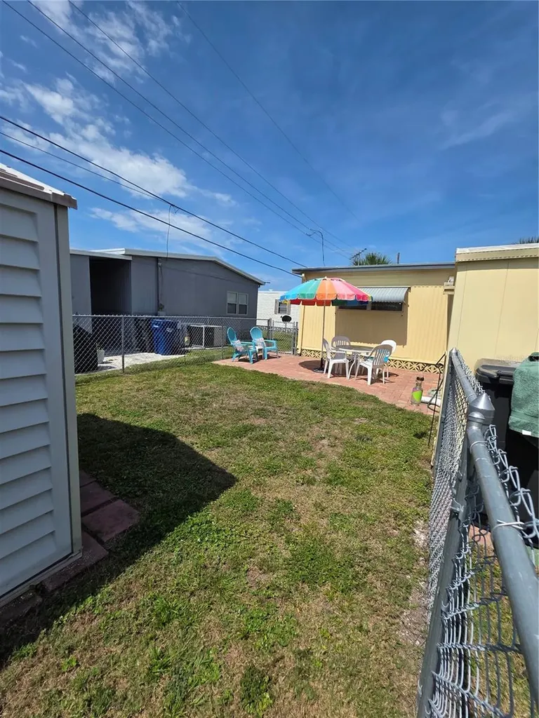 1110 49th Avenue Drive W Bradenton FL 34207