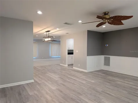 9009 41st Way N Pinellas Park FL 33782