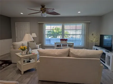 9009 41st Way N Pinellas Park FL 33782