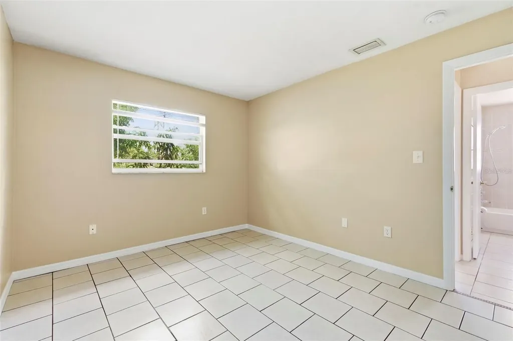 3052 Park Lane Dunedin FL 34698