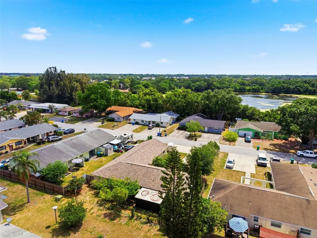 3052 Park Lane Dunedin FL 34698