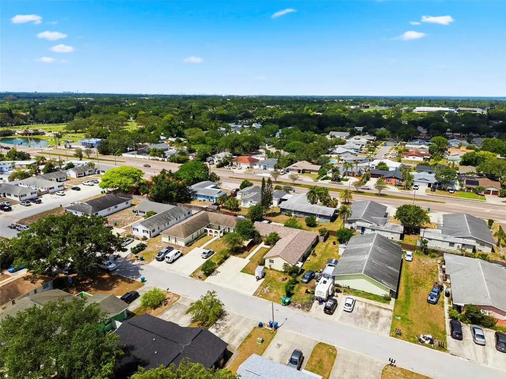 3052 Park Lane Dunedin FL 34698