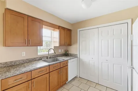 3052 Park Lane Dunedin FL 34698