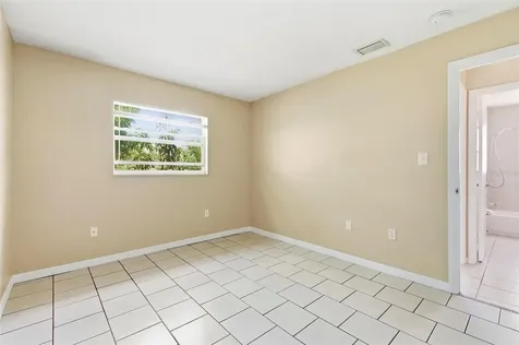 3052 Park Lane Dunedin FL 34698