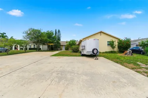 3052 Park Lane Dunedin FL 34698