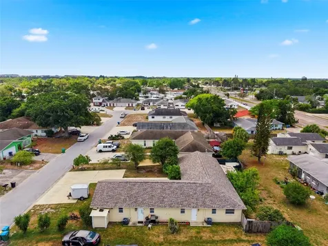 3052 Park Lane Dunedin FL 34698