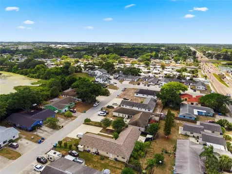 3052 Park Lane Dunedin FL 34698