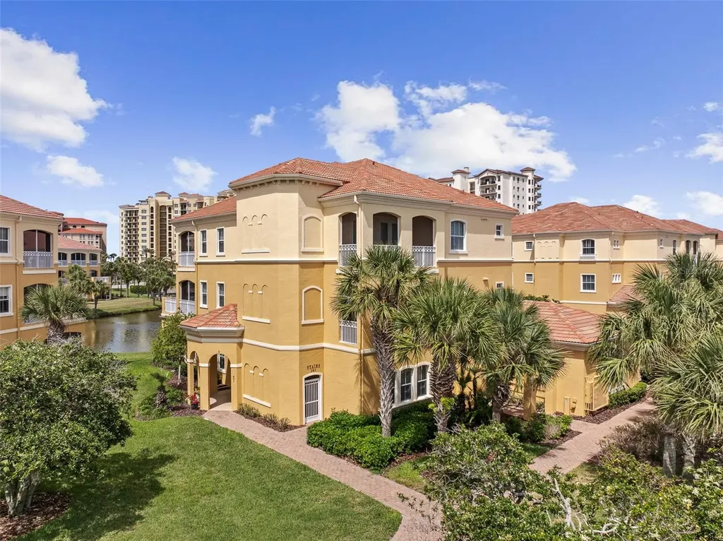 165 Avenue De La Mer Palm Coast FL 32137
