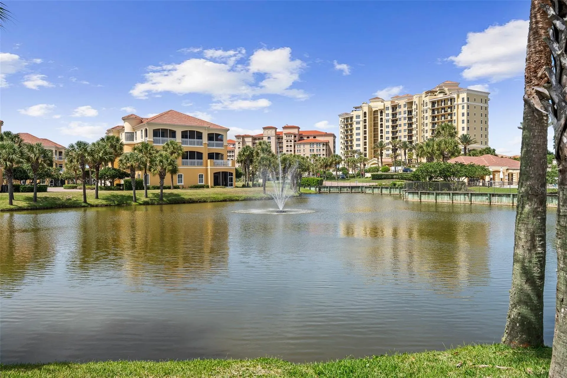 165 Avenue De La Mer Palm Coast FL 32137