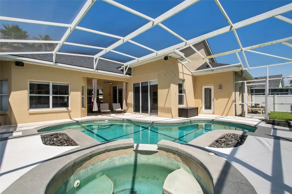 14004 Kestrel Drive Orlando FL 32837
