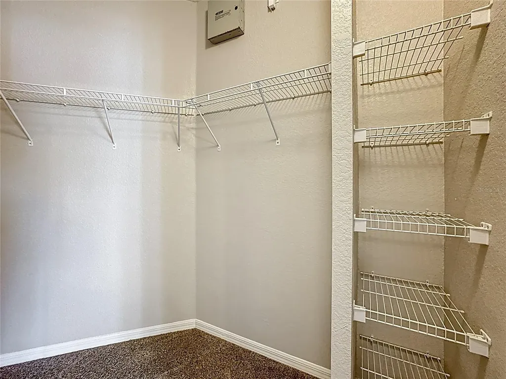 3593 Conroy Road Orlando FL 32839