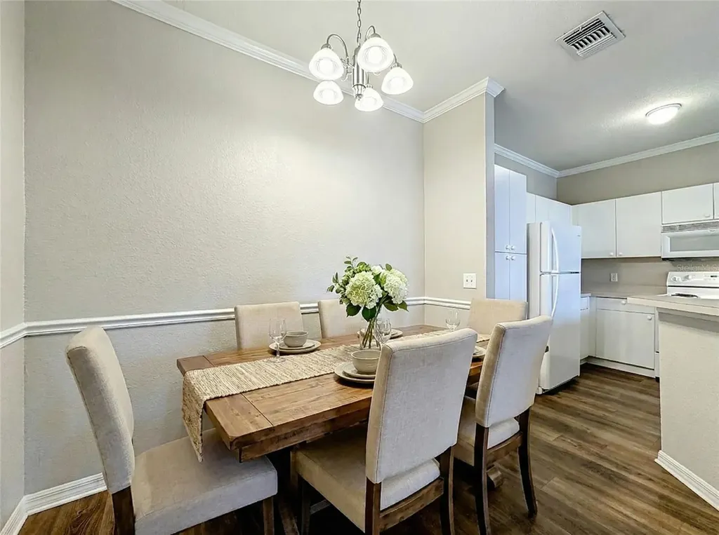 3593 Conroy Road Orlando FL 32839