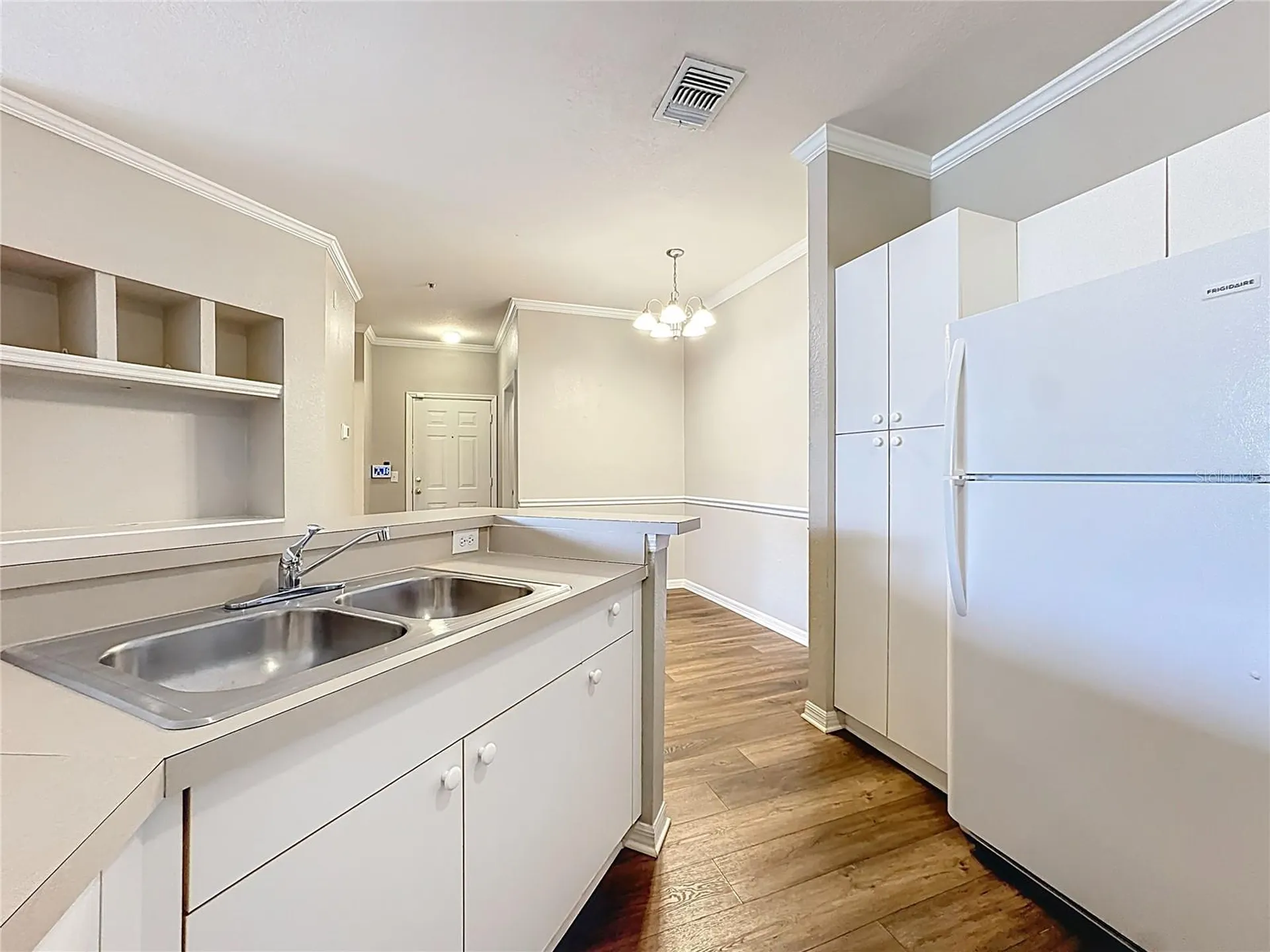 3593 Conroy Road Orlando FL 32839