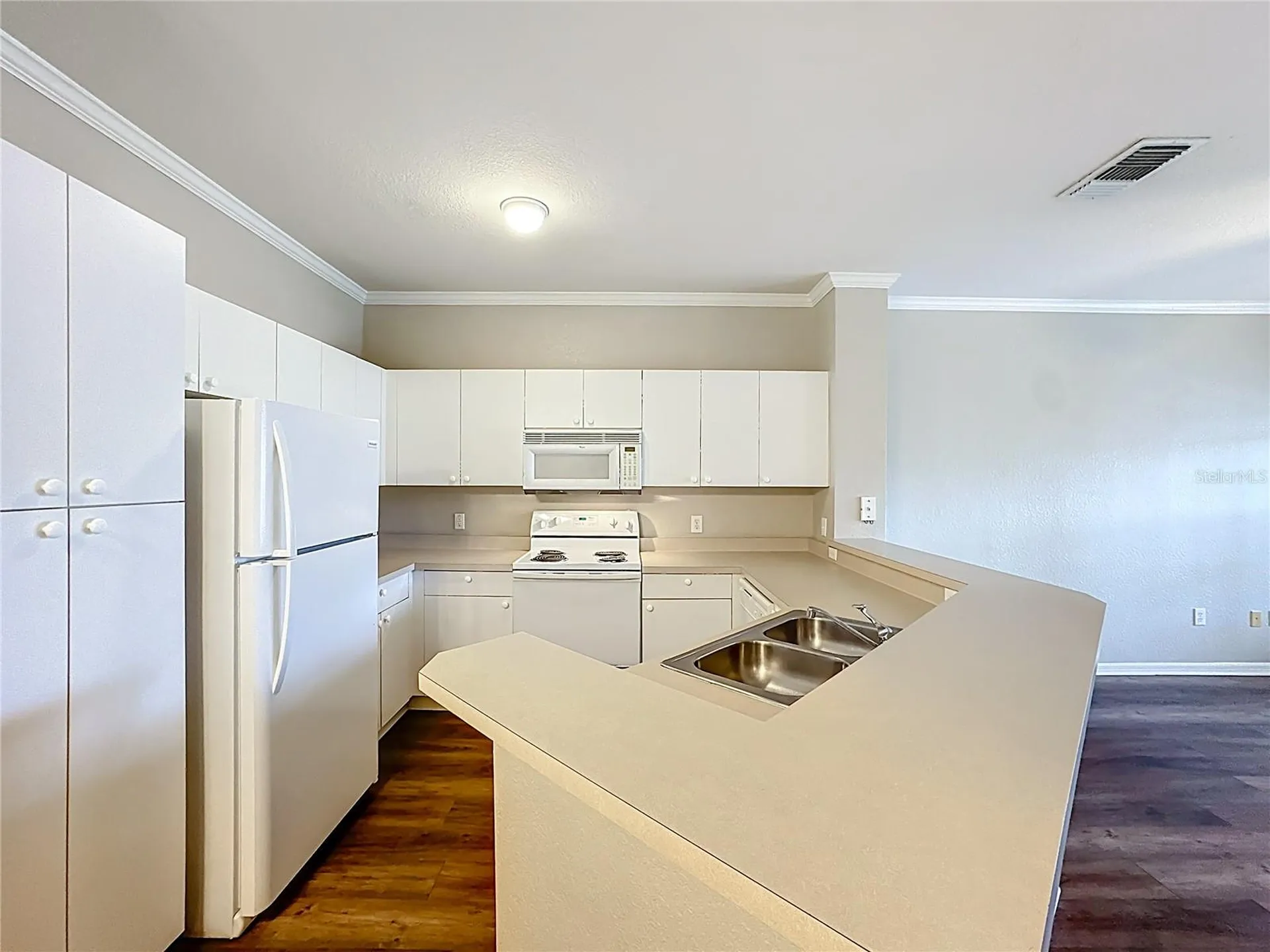 3593 Conroy Road Orlando FL 32839