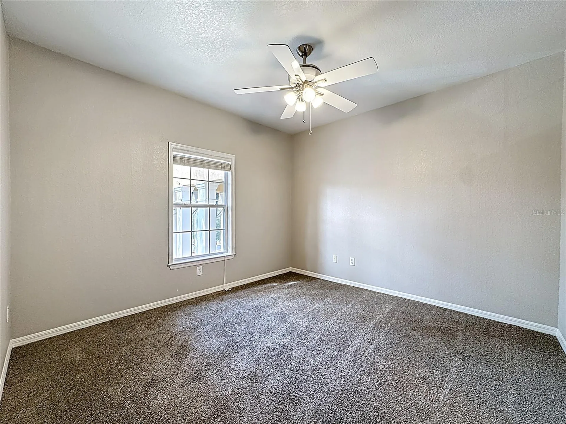 3593 Conroy Road Orlando FL 32839