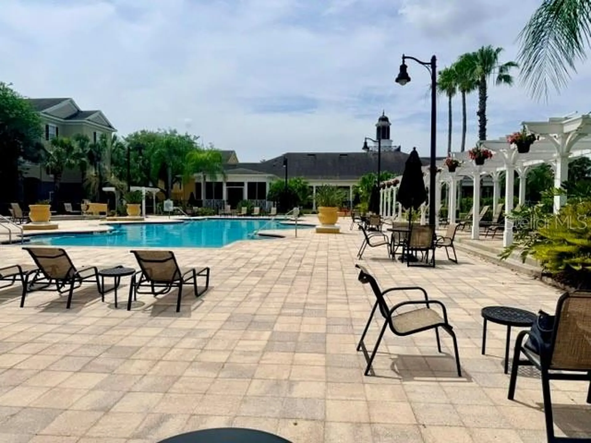 3593 Conroy Road Orlando FL 32839