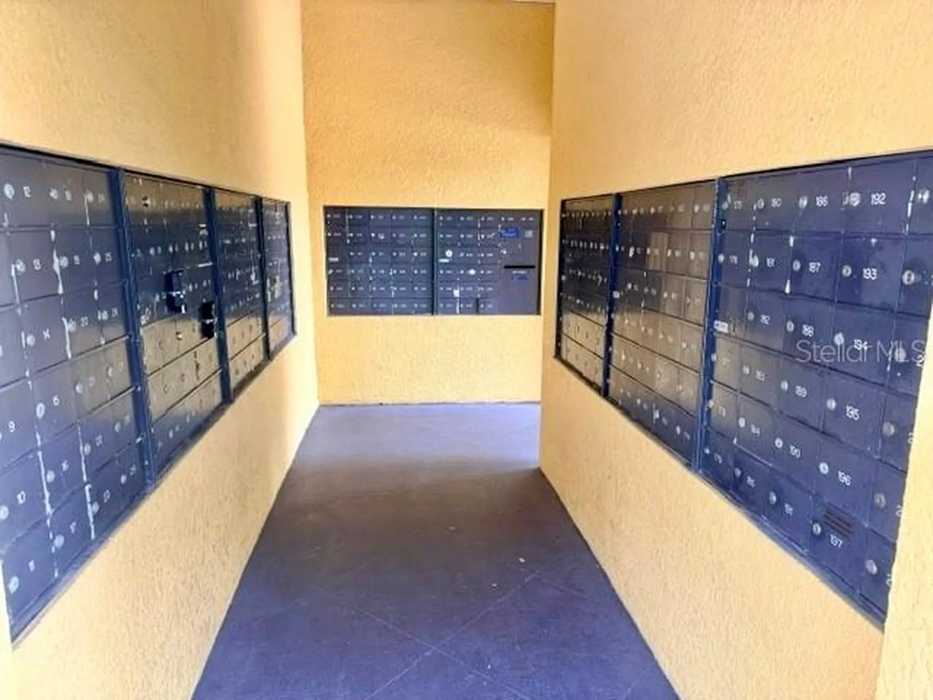 3593 Conroy Road Orlando FL 32839