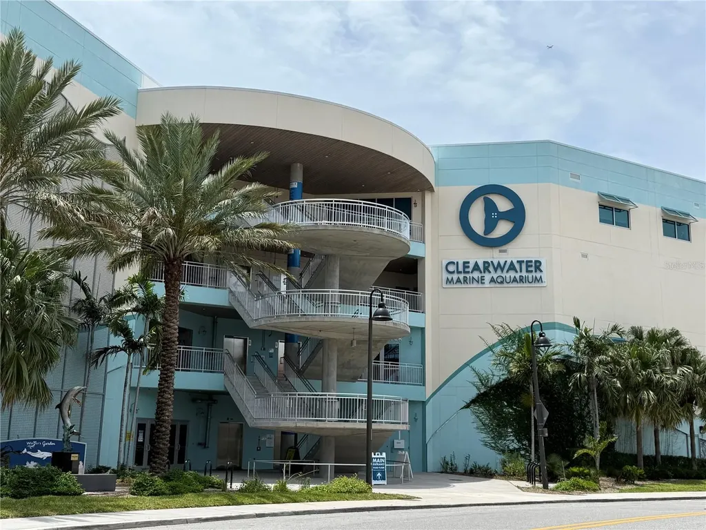 255 Dolphin Point Clearwater Beach FL 33767
