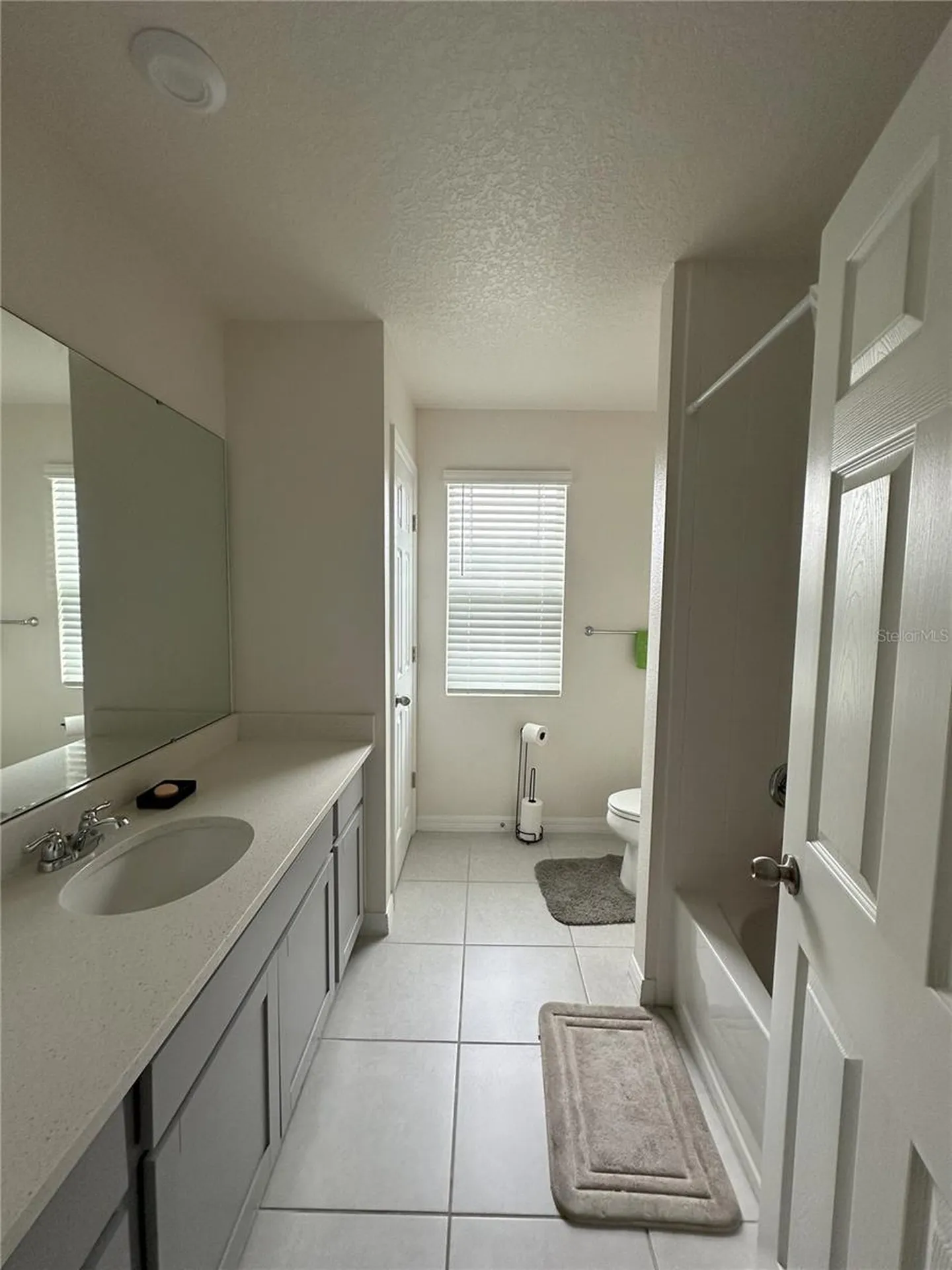 2340 Avian Loop Kissimmee FL 34741